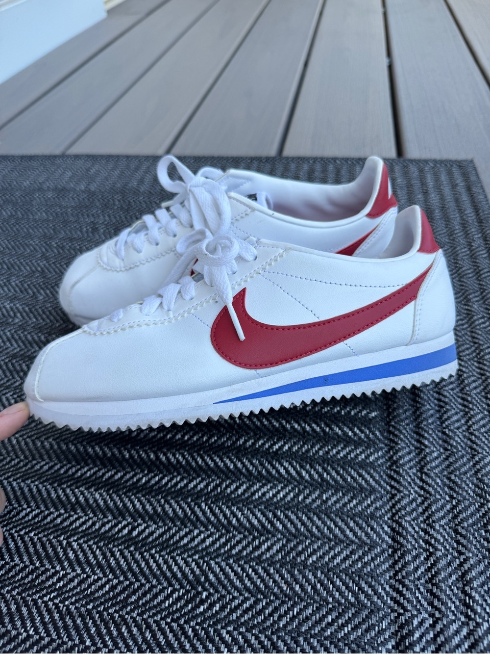 Classic Nike Cortez - White Leather Sneakers
